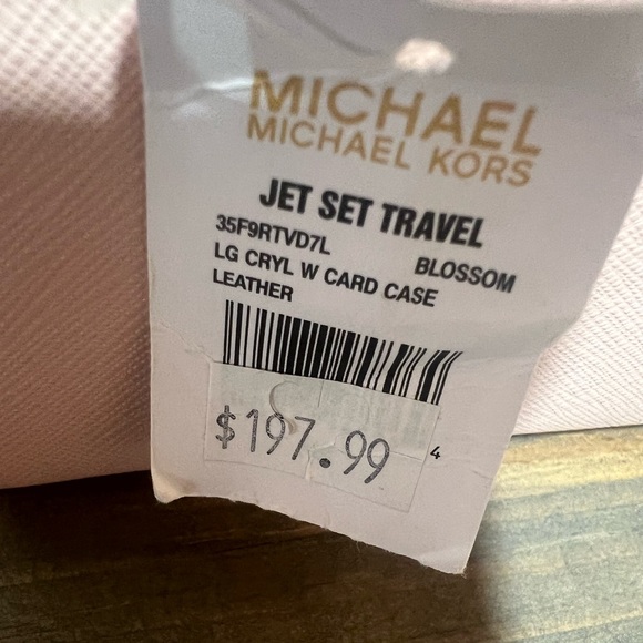 ✨🏷️SALE✨NWT Michael Kors Jet Set Lg Carryall Bifold Wallet w/ Card Case, Blossom - Picture 8 of 12